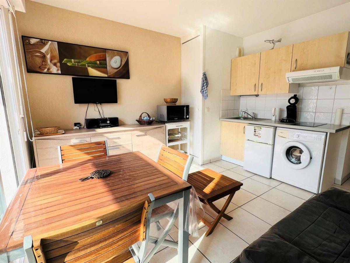 Appartement T1 Bis Avec Terrasse Et Piscine A Cambo-Les-Bains, 1 Chambre, Parking Prive - Fr-1-495-4 Екстериор снимка